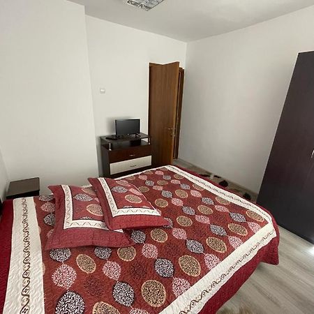Apartament Mioritza 2B Horezu Exterior foto